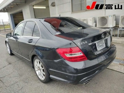 MERCEDES BENZ C CLASS