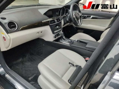 MERCEDES BENZ C CLASS