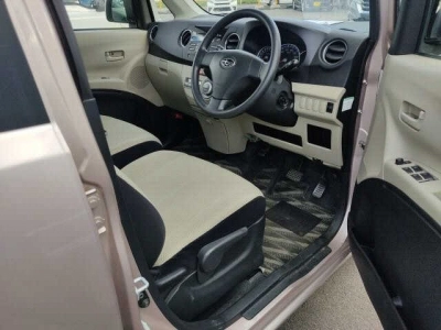 SUBARU LUCRA
