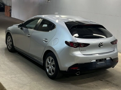 MAZDA MAZDA3 FASTBACK