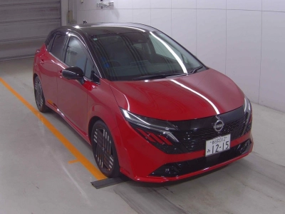NISSAN AURA