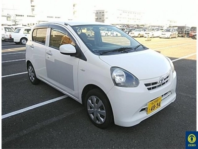 TOYOTA PIXIS EPOCH