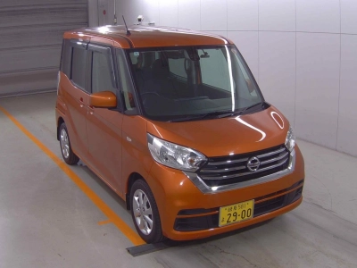 NISSAN DAYZ ROOX