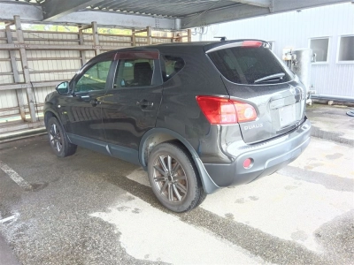 NISSAN DUALIS