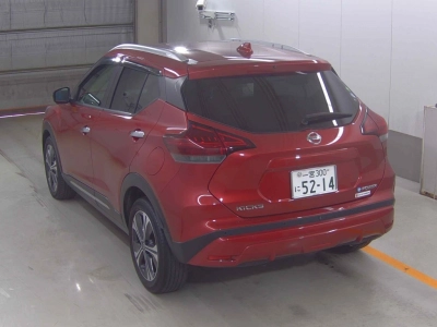 NISSAN KICKS