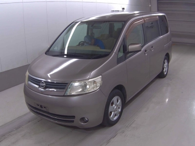 NISSAN SERENA