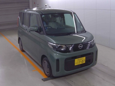 NISSAN ROOX