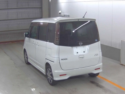 NISSAN ROOX