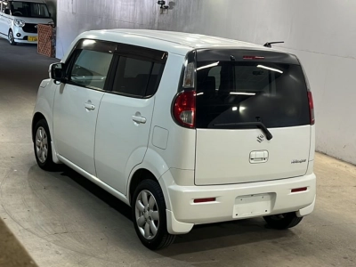 SUZUKI MRWAGON
