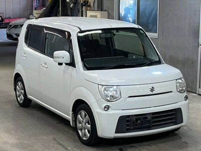 SUZUKI MRWAGON