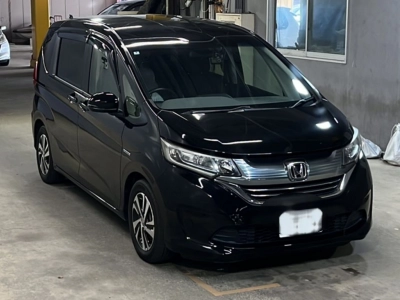 HONDA FREED HYBRID