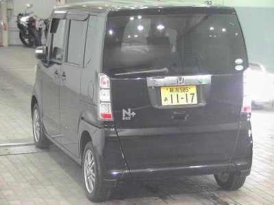 HONDA N BOX +