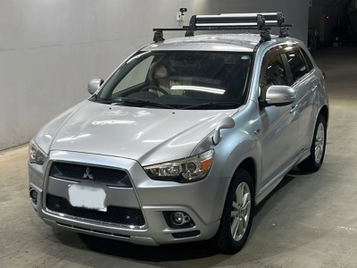 MITSUBISHI RVR