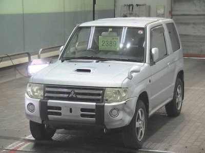 MITSUBISHI PAJERO MINI