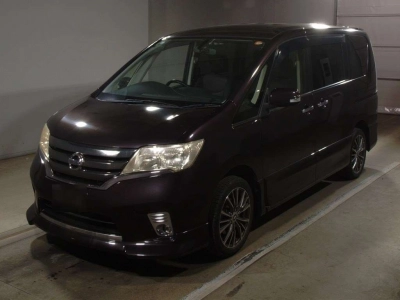 NISSAN SERENA