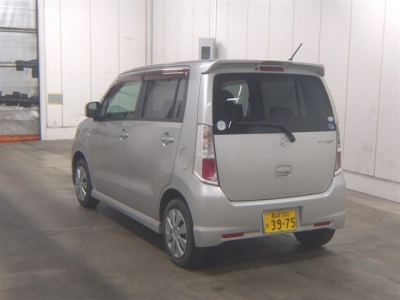 SUZUKI WAGON R STINGRAY