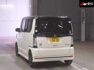 HONDA N BOX CUSTOM