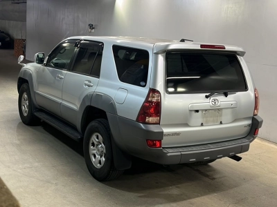 TOYOTA HILUX SURF