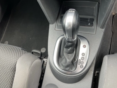 VOLKSWAGEN GOLF TOURAN