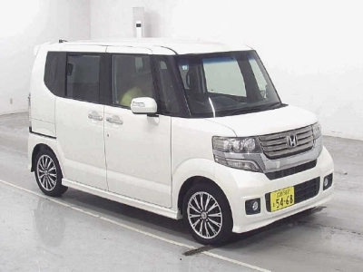HONDA N BOX CUSTOM