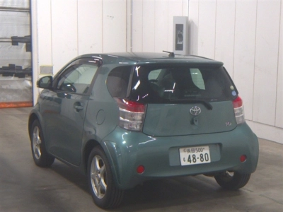 TOYOTA IQ