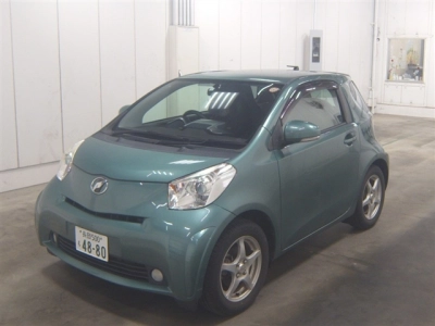TOYOTA IQ