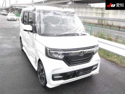 HONDA N BOX CUSTOM