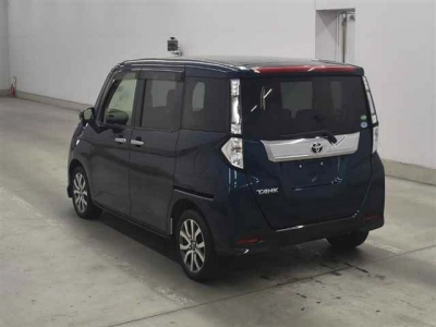 TOYOTA TANK