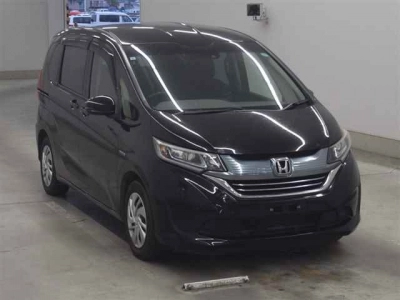 HONDA FREED HYBRID