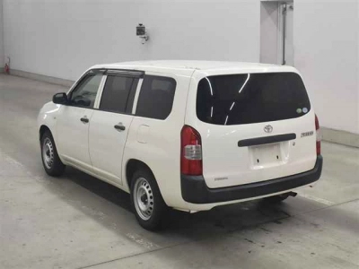 TOYOTA SUCCEED VAN
