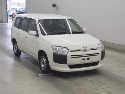 TOYOTA SUCCEED VAN
