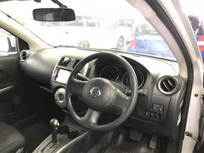 NISSAN TIIDA LATIO