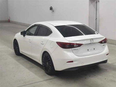 MAZDA AXELA HYBRID