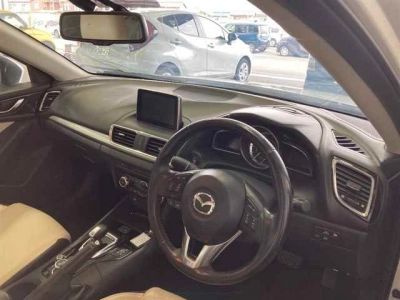 MAZDA AXELA HYBRID