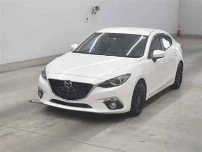 MAZDA AXELA HYBRID