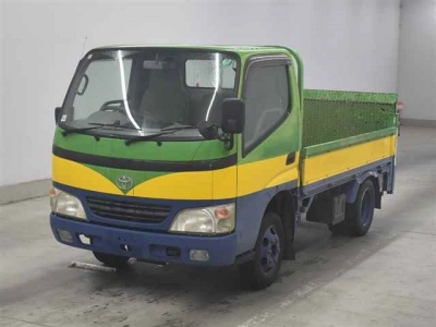 TOYOTA DYNA