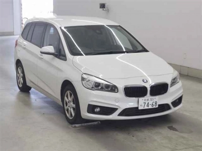 BMW 2 SERIES