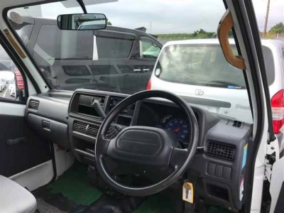 SUBARU SAMBAR VAN