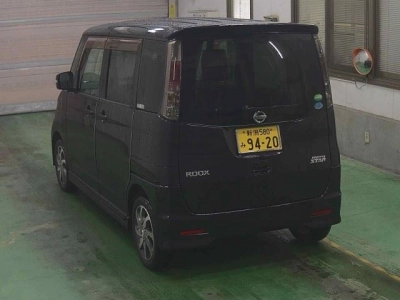 NISSAN ROOX