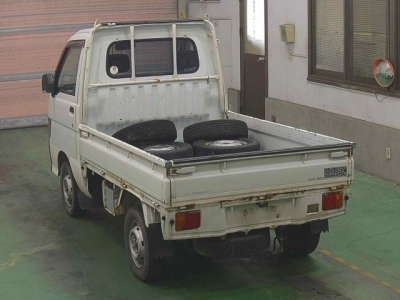 DAIHATSU HIJET TRUCK