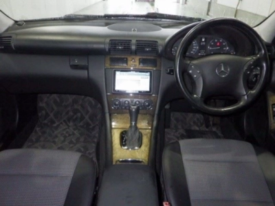 MERCEDES BENZ C CLASS