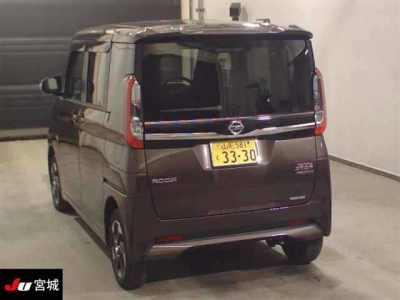 NISSAN ROOX