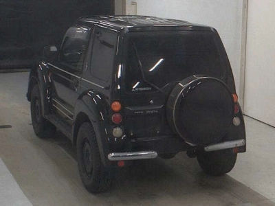 MITSUBISHI PAJERO JUNIOR