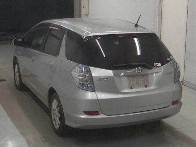 HONDA FIT SHUTTLE
