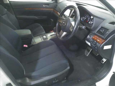 SUBARU LEGACY B4