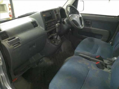 DAIHATSU HIJET VAN
