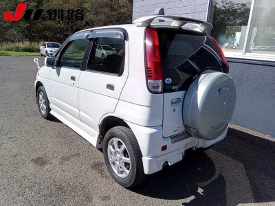 DAIHATSU TERIOS KID