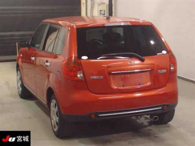 MAZDA VERISA