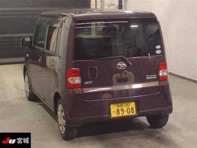DAIHATSU MOVE CONTE