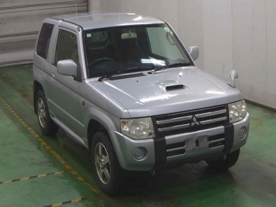 MITSUBISHI PAJERO MINI